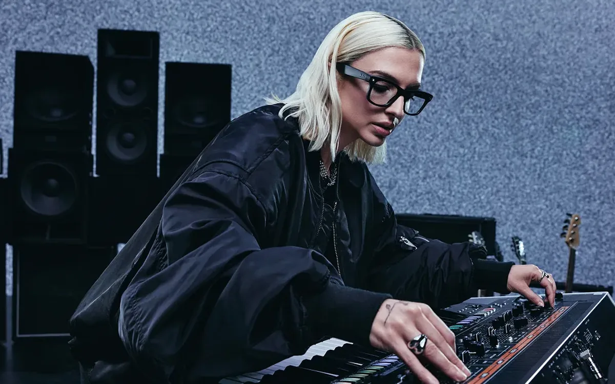 Person wearing Ray-Ban Meta smart glasses in a lifestyle setting